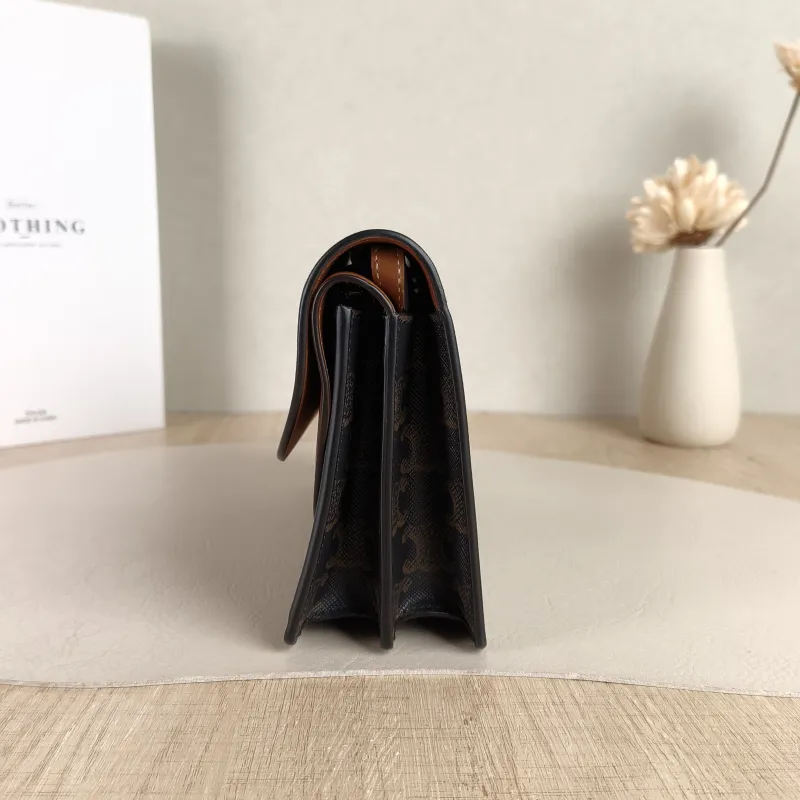 CELINE Crossbody Bag TRIOMPHE Clutchwoc Monogram PVC 20 × 6 × 12 cm — detail view 7 of 10