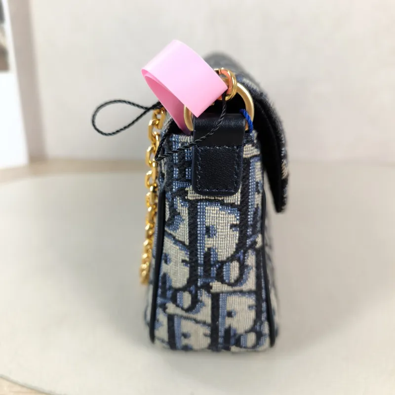 DIOR Crossbody Bag 30 Montaigne woc Blue Canvas One Size 21.5 × 3 × 12 cm — detail view 4 of 11
