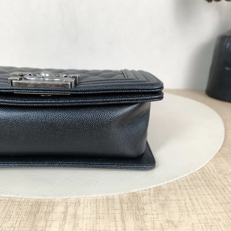 Chanel Crossbody Bag Le Boy​ Black Grained Calfskin Small 20.5 × 8.5 × 12 cm — detail view 5 of 12