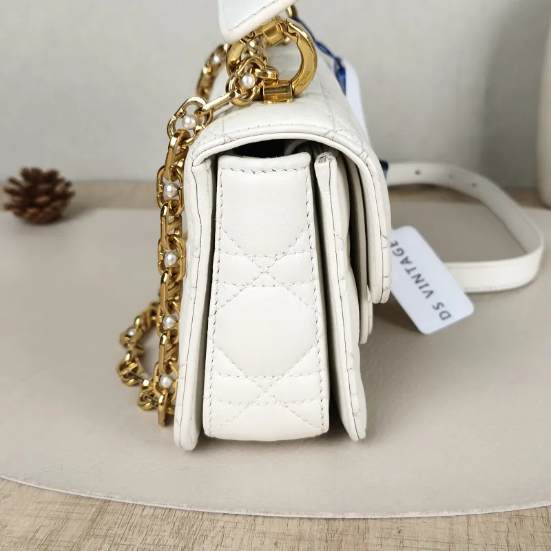 DIOR Crossbody Bag Jolie Top Handle Pearl Crossbody Bag White Calfskinmini19 × 7 × 12 cm — detail view 3 of 14