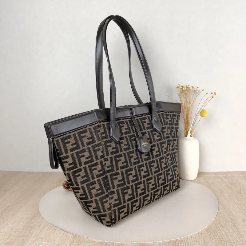 FENDI Crossbody Bag origami Monogram Calfskin Medium 27 × 16.5 × 27 cm — cover view 2 of 5