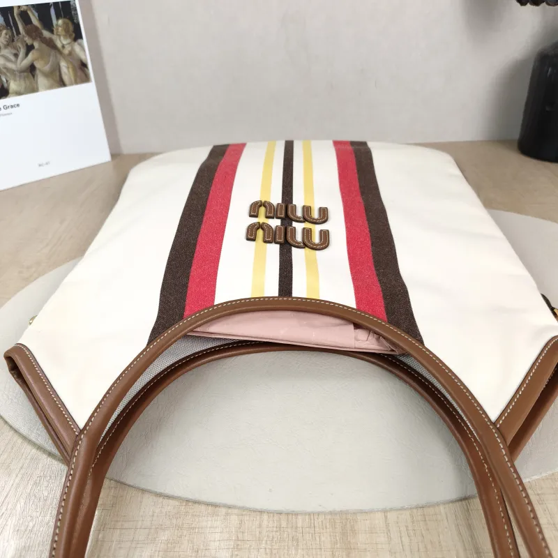 Miumiu Shoulder Bag IVY Tote Shopping Tote Canvas Medium 35*40 — detail view 2 of 12