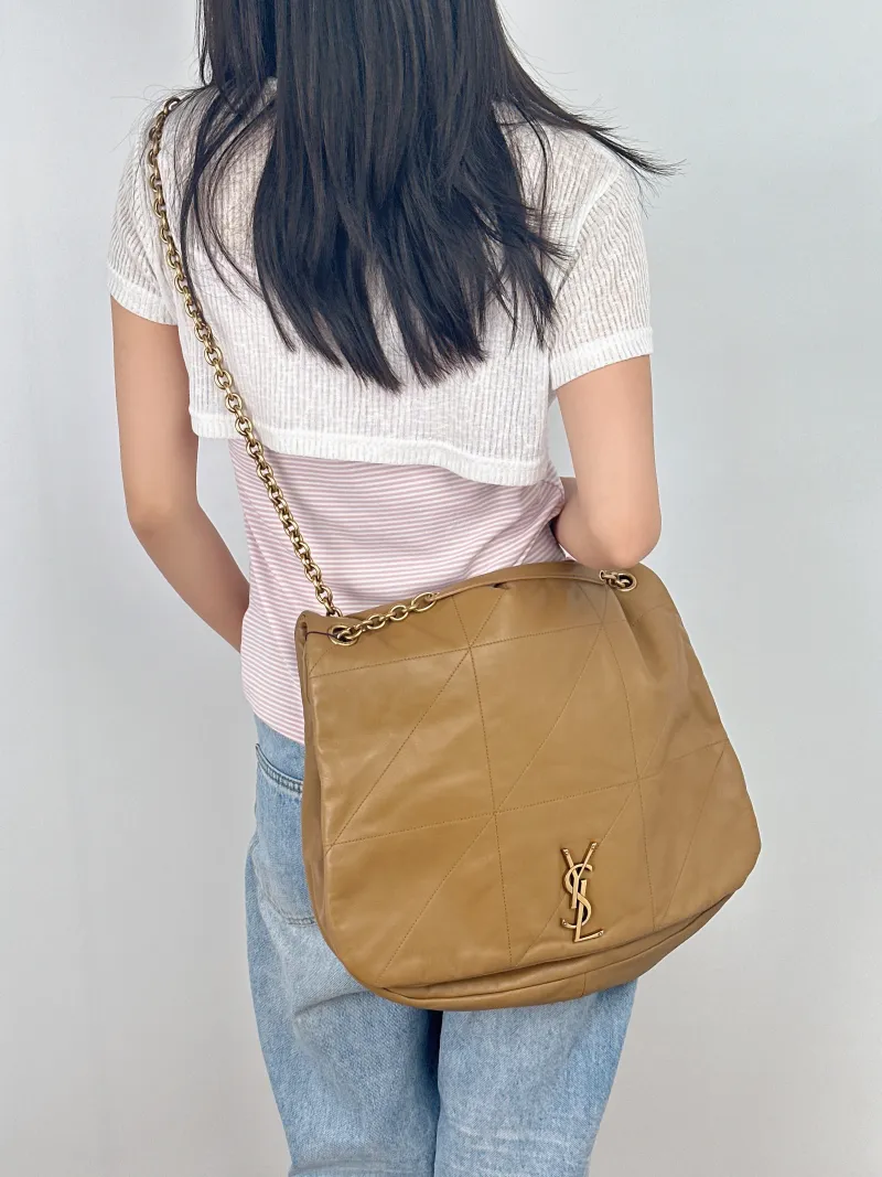 SAINT LAURENT Crossbody Bag Jamie 4.3 Chain Bag Brown Lambskin Large43 × 9 × 29 cm — on-model view 2 of 2
