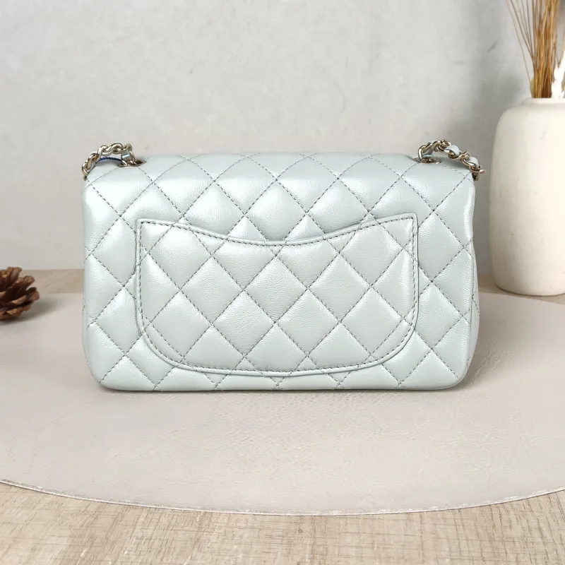 Chanel Crossbody Bag Classic Flap Large Mini CF Mini Green Lambskin C mini 20 × 6 × 12 cm — cover view 5 of 5