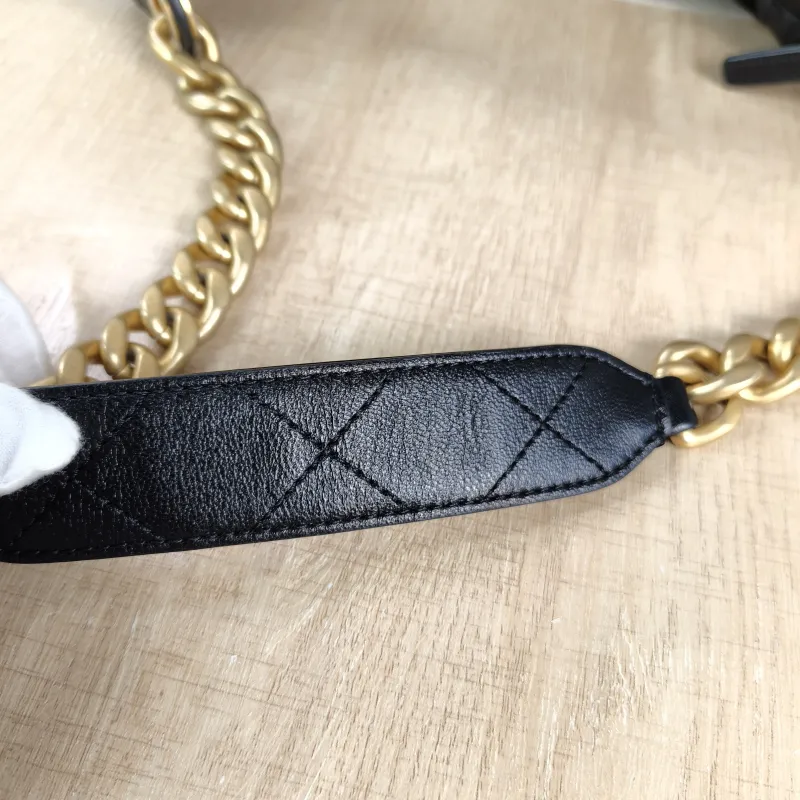 Chanel Shoulder Bag c hobo Black Lambskin Large 35 × 18 × 27 cm — detail view 6 of 12