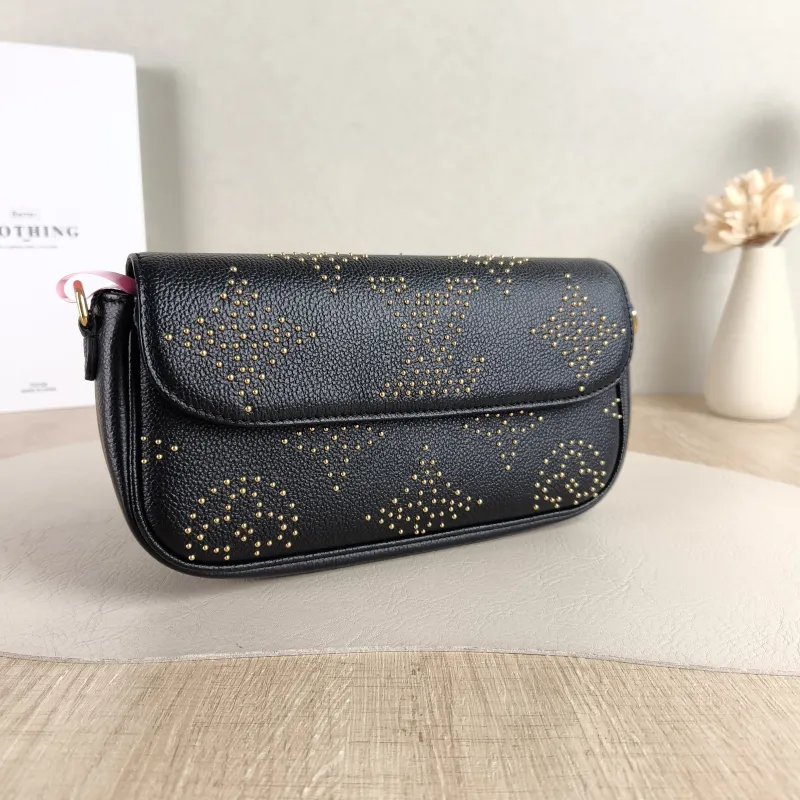 Louis Vuitton Crossbody Bag IVY Black Monogram Empreinte Embossed Calfskin Small 23.5 × 4.3 × 12 cm — cover view 5 of 5
