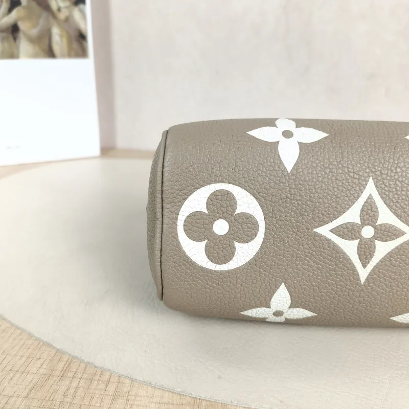 Louis Vuitton Crossbody Bag Speedy Nano · White Empreinte Embossed Calfskin nano 16 × 7.5 × 10 cm — detail view 8 of 11