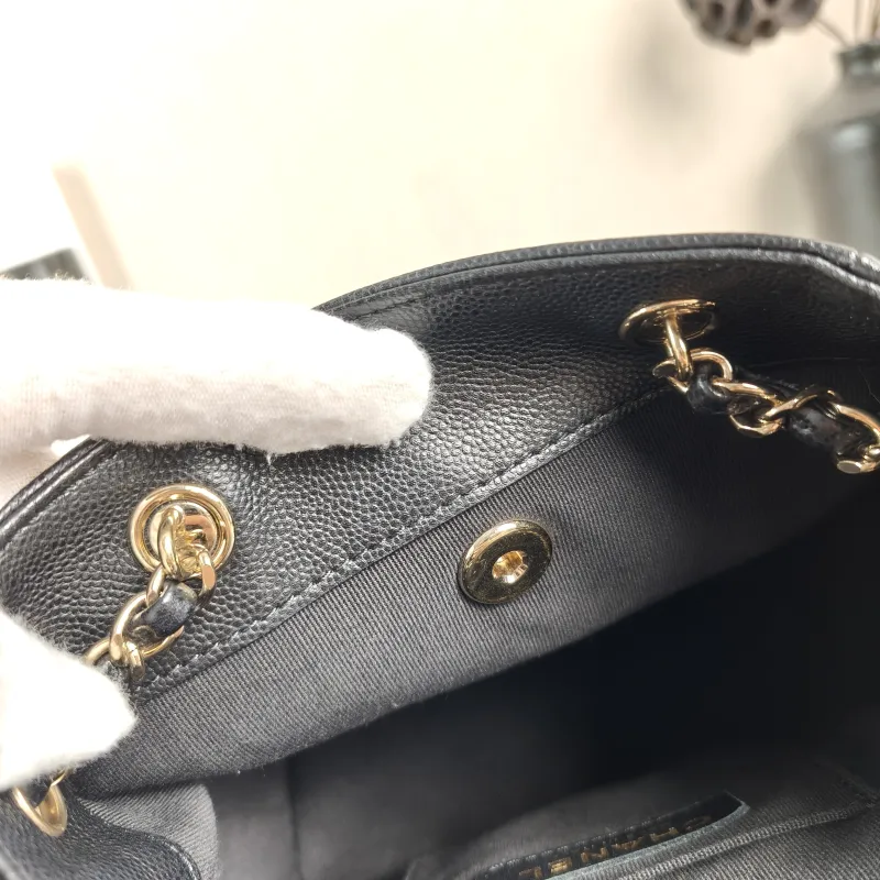 Chanel Backpackduma Black Calfskin Small18 × 9.5 × 19 cm — detail view 2 of 12