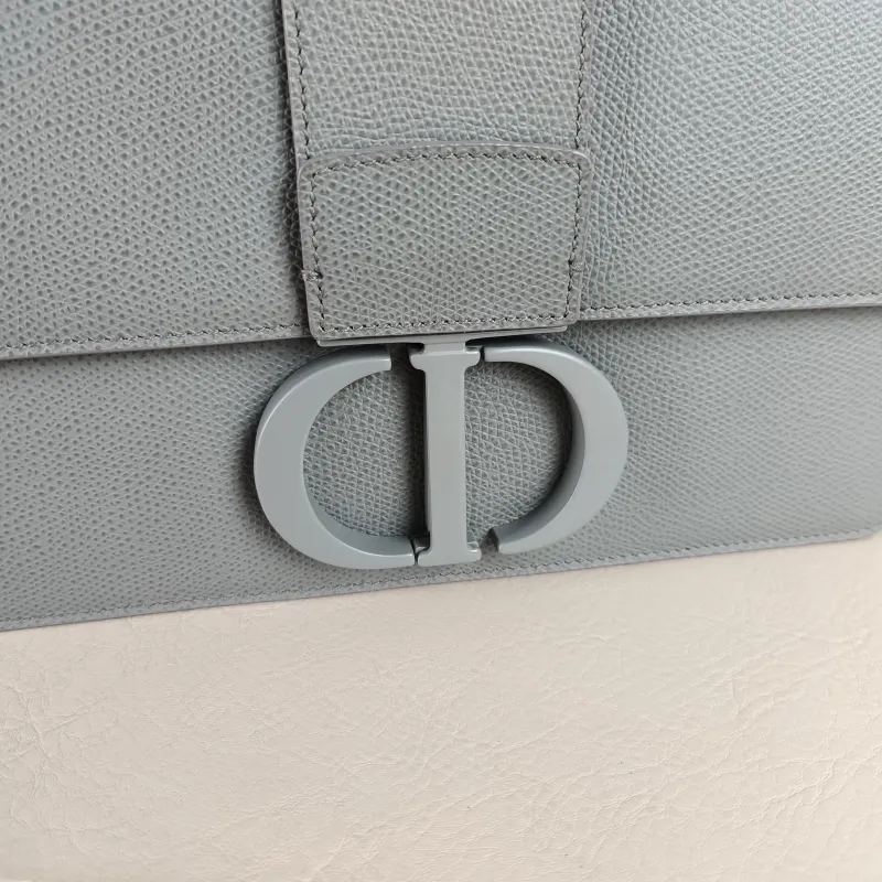 DIOR Crossbody Bag 30Montaigne 30 Grey Calfskin Medium 24 × 8 × 17 cm — detail view 10 of 12