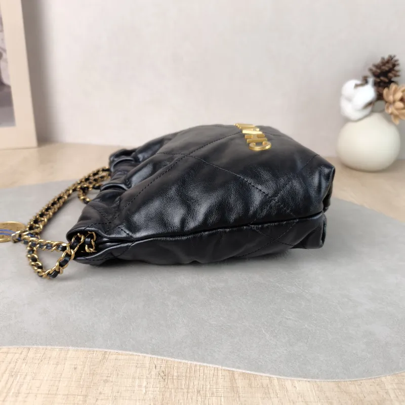 Chanel Shoulder Bag 22Bag Black CC alfskin Mini 20 × 6 × 19 cm — detail view 8 of 13