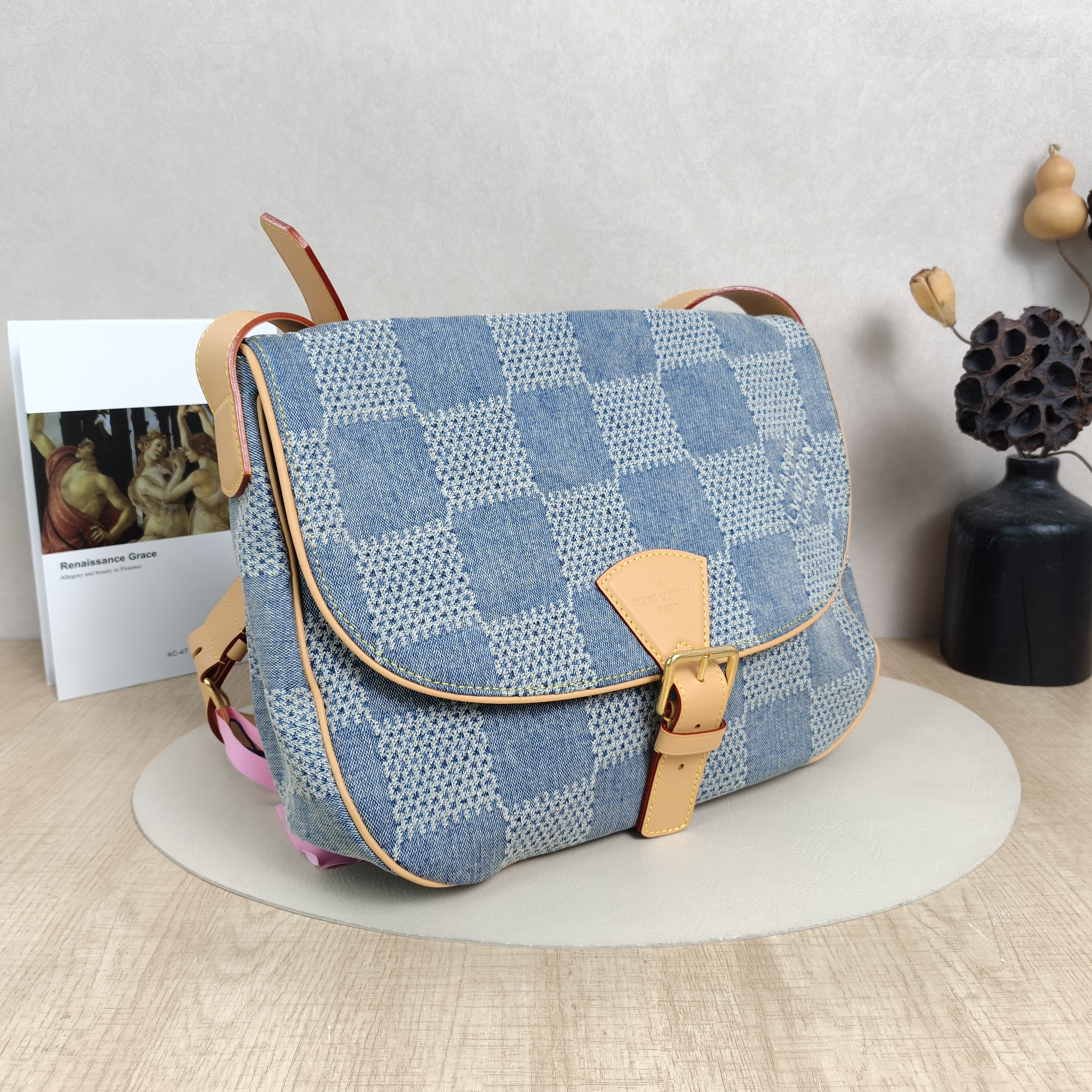 Louis Vuitton Crossbody Bag MONTSOURIS Messenger Bag Blue Medium32 × 10 × 28 cm — cover view 3 of 5