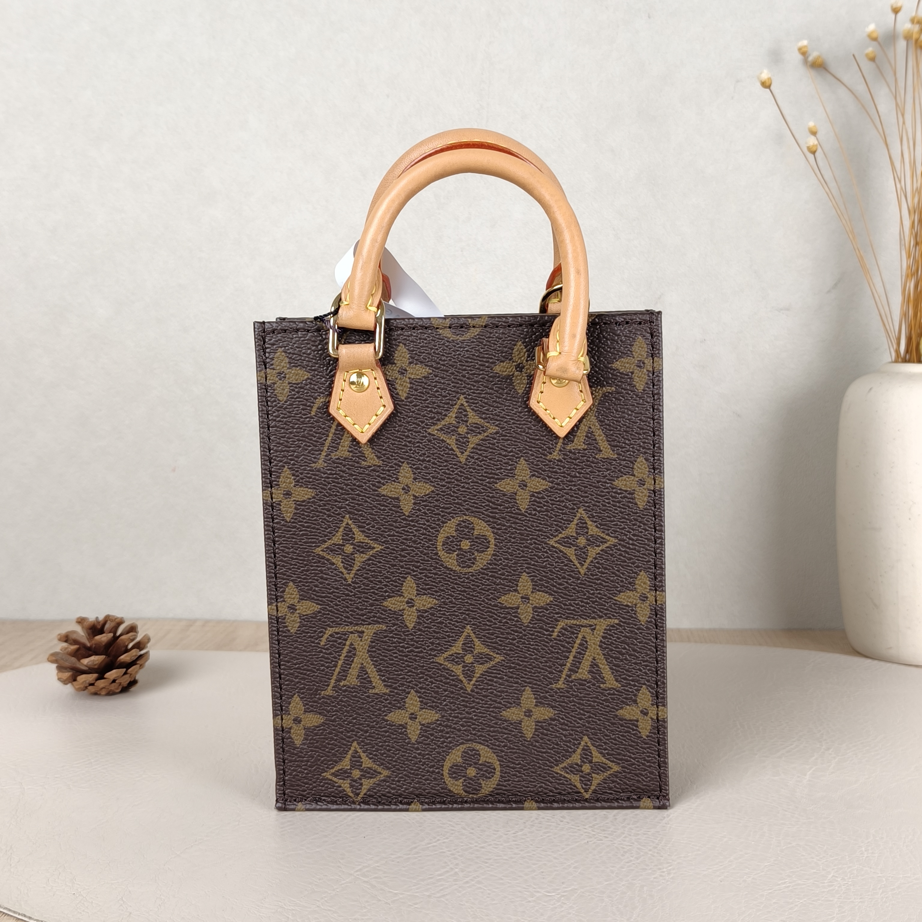 Louis Vuitton Crossbody Bag PETIT SAC PLAT Mini Monogram PV Cmini14 × 5 × 17 cm — cover view 3 of 5