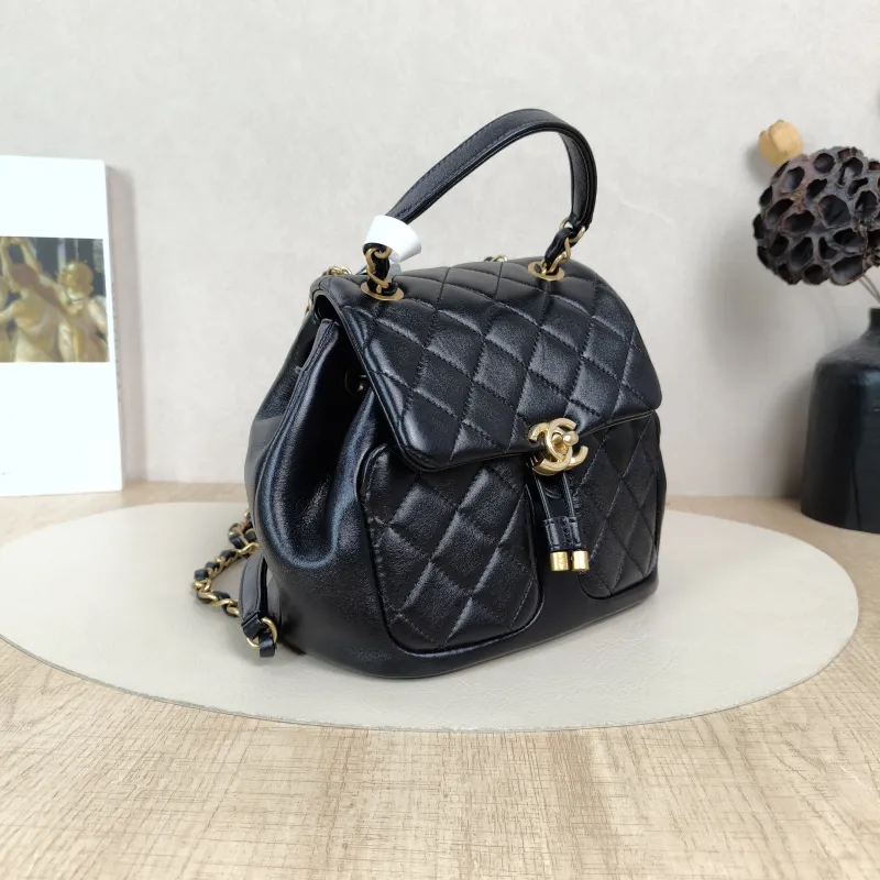Chanel Crossbody Bag23k Backpack Black Lambskin One Size23 × 12 × 20 cm — cover view 5 of 5