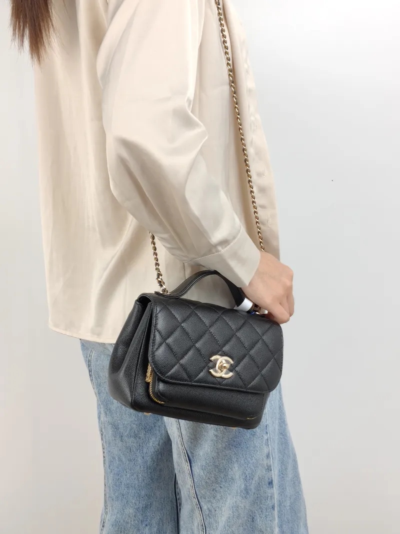 Chanel Crossbody Bag affinity Messenger Bag Black Grained Calfskin Small 19 × 7 × 14 cm 31 — on-model view 2 of 3