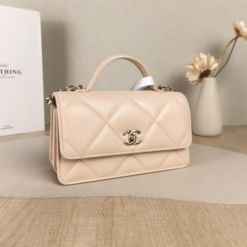 Chanel Crossbody Bag Edition woc Beige Calfskinmini19.2 × 7 × 12.3 cm — cover view 5 of 5