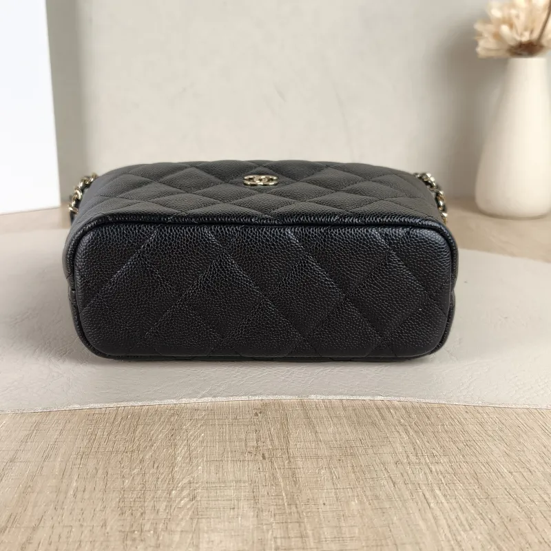 Chanel Crossbody Bag Crossbody Bag Black Grained Calfskin One Size16 × 6 × 13 cm — cover view 3 of 5