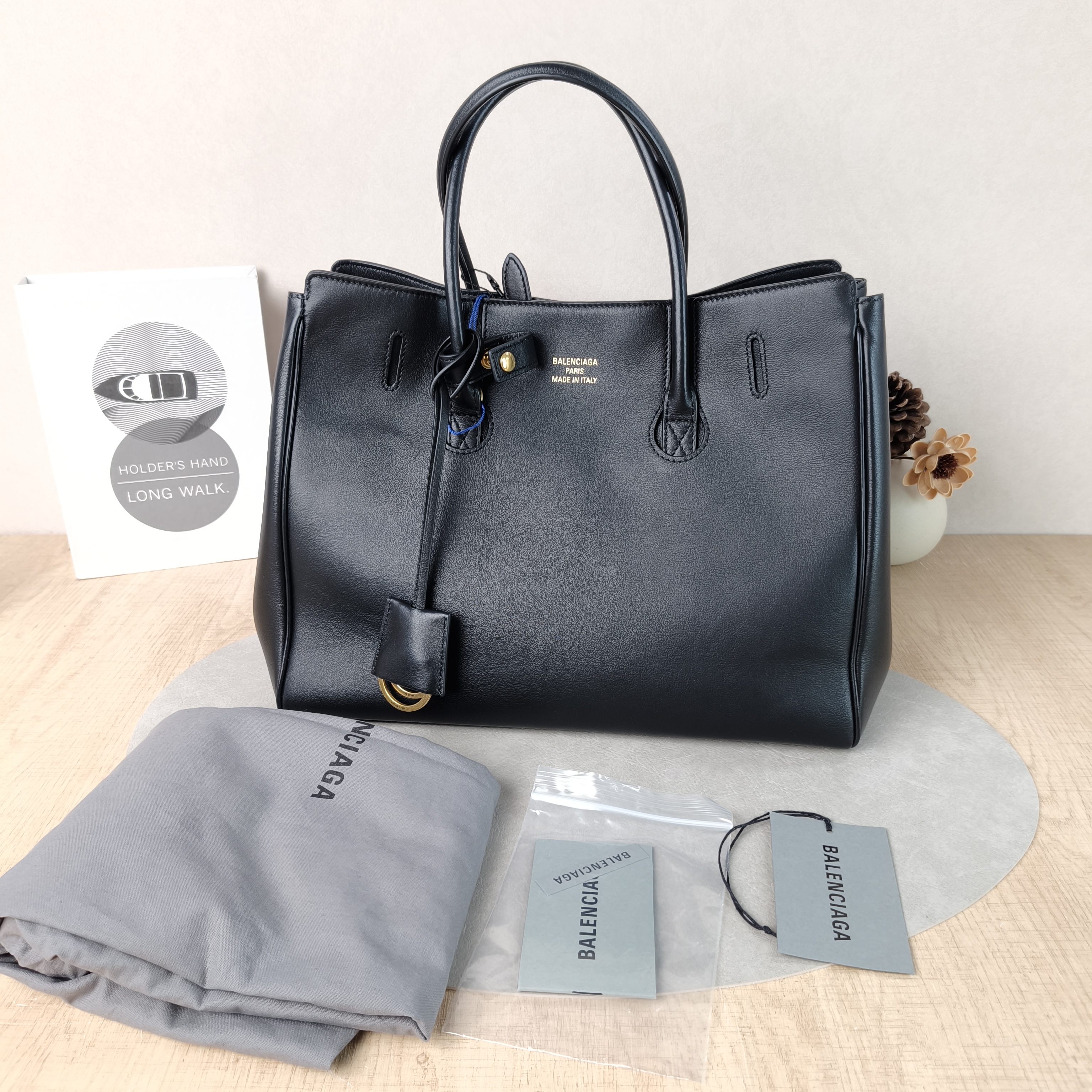BALENCIAGA Top Handle Bag Bel air Black Calfskin Medium32 × 15 × 25 cm — cover view 6 of 6