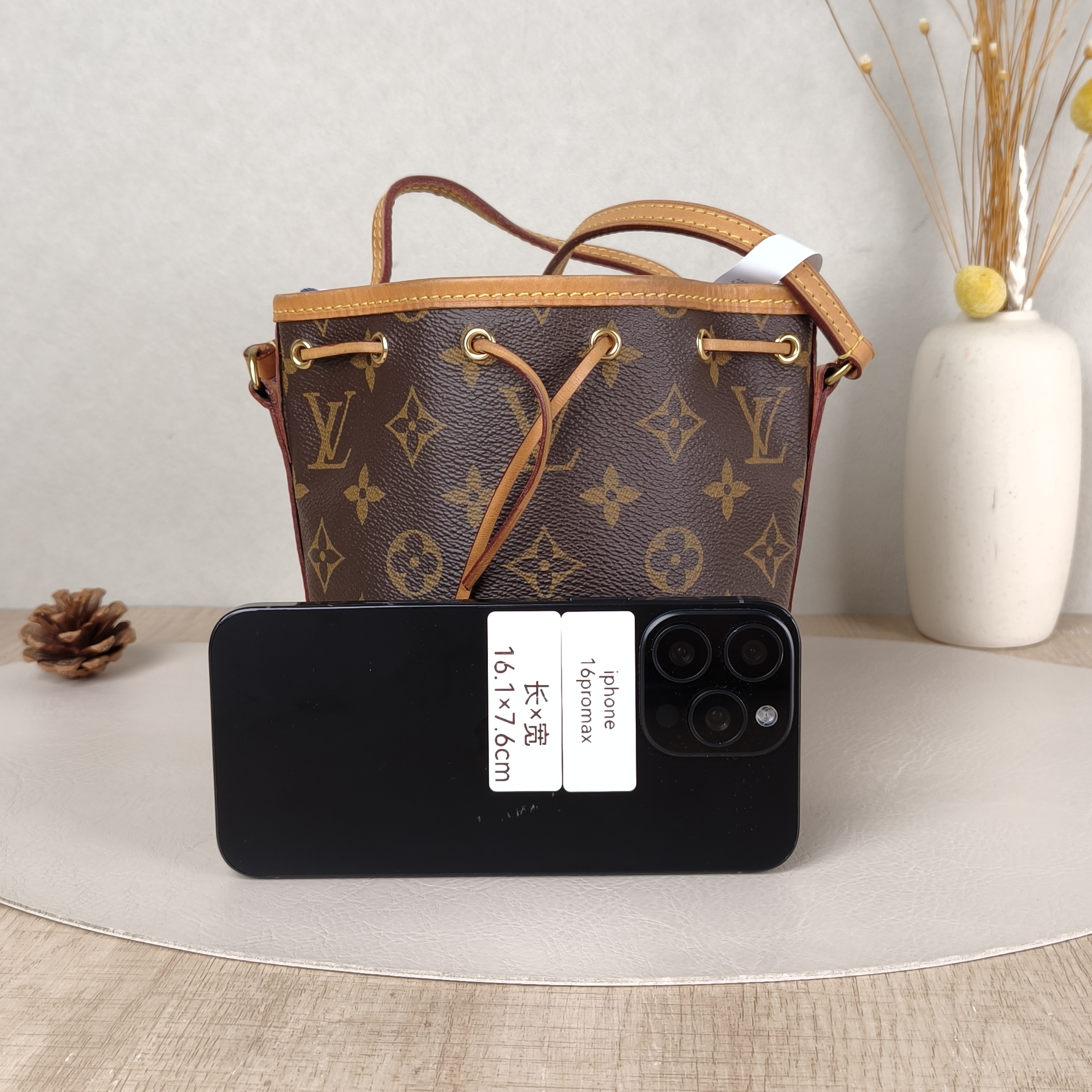 Louis Vuitton Crossbody Bag NANO NOÉ Bucket Bag Nano Monogram PV Cnano13 × 10 × 16 cm — cover view 4 of 5