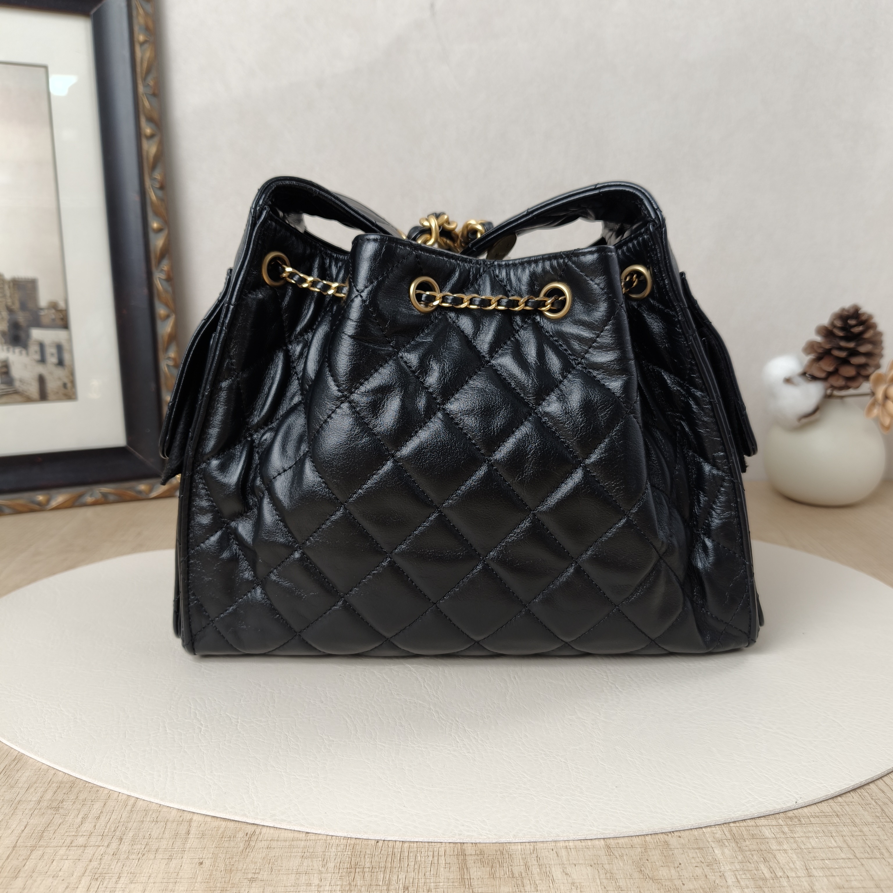 Chanel Shoulder Bag25Bag Black Calfskin Small26 × 14 × 30 cm — cover view 4 of 9
