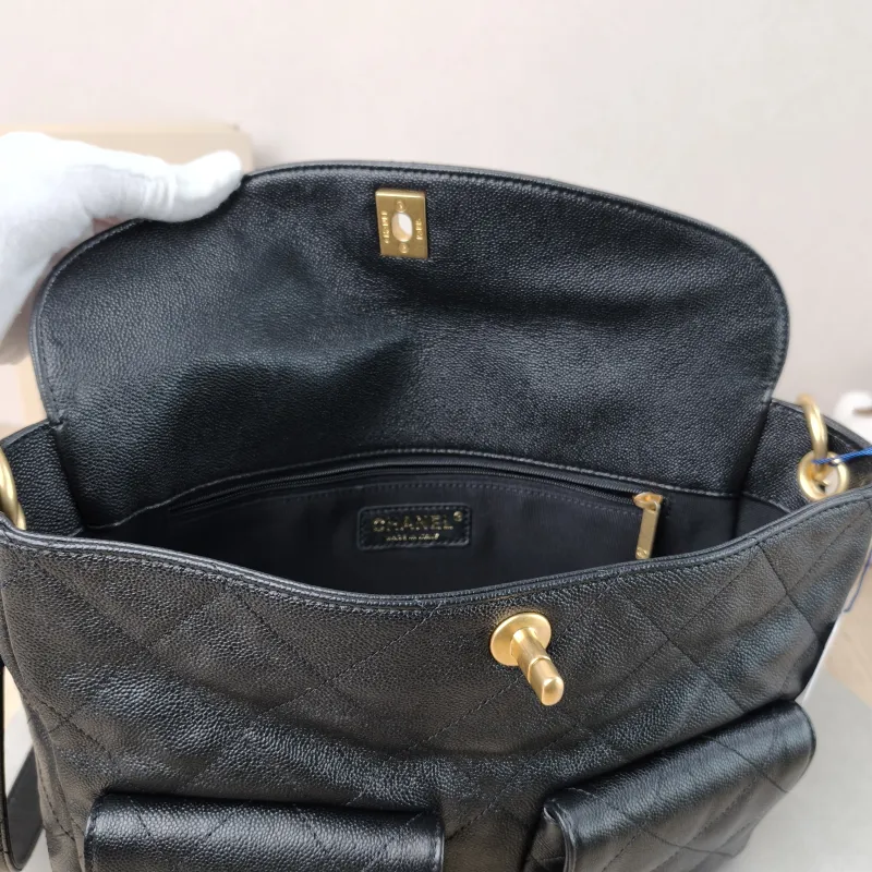 Chanel Shoulder Bag Supple Twins Hobo Black Grained Calfskin Large 30 × 5 × 21.5 cm — detail view 14 of 15