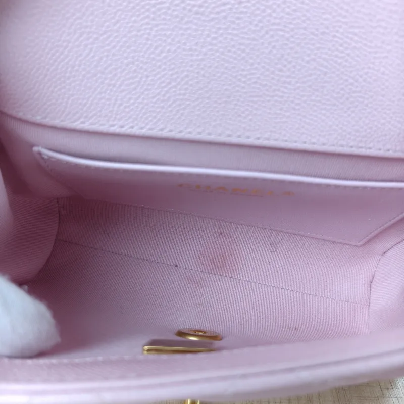 Chanel Crossbody Bag Edition mini Pink Grained Calfskin mini20 × 6 × 12 cm — detail view 3 of 14
