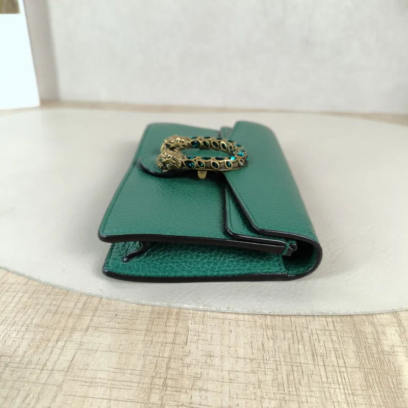 GUCCI Crossbody Bag Dionysus Green Calfskin Mini 16.5 × 4.5 × 10 cm — detail view 3 of 12