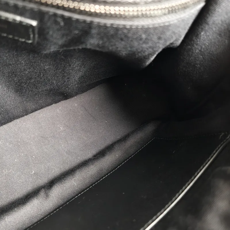 SAINT LAURENT Crossbody Bag Niki Black Calfskin Large 32 × 9 × 23 cm — detail view 6 of 13