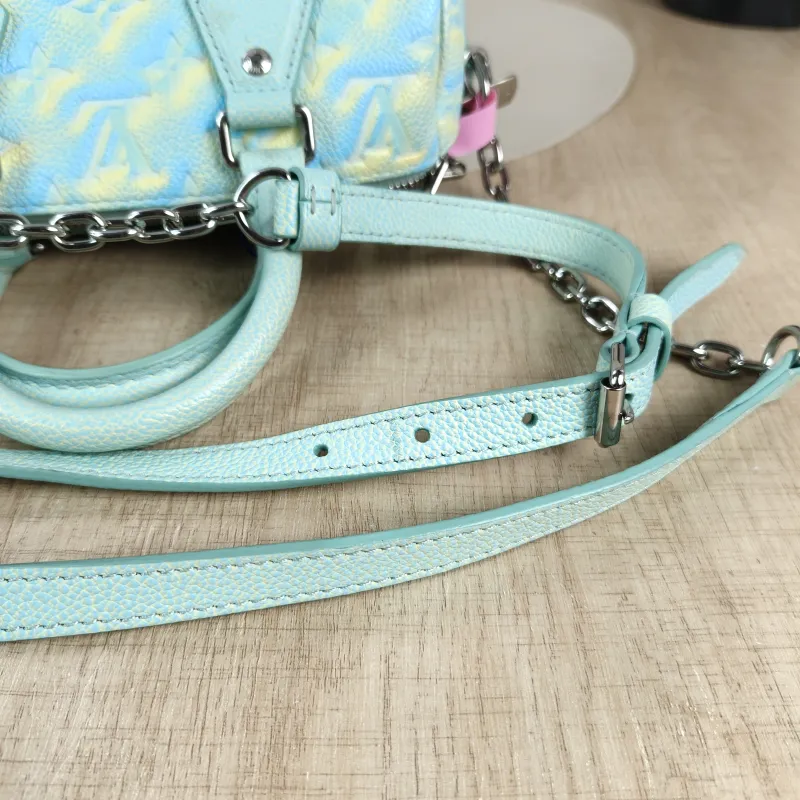 Louis Vuitton Crossbody Bag Speedy20 Calfskin One Size 20.5 × 12 × 13.5 cm — detail view 7 of 11