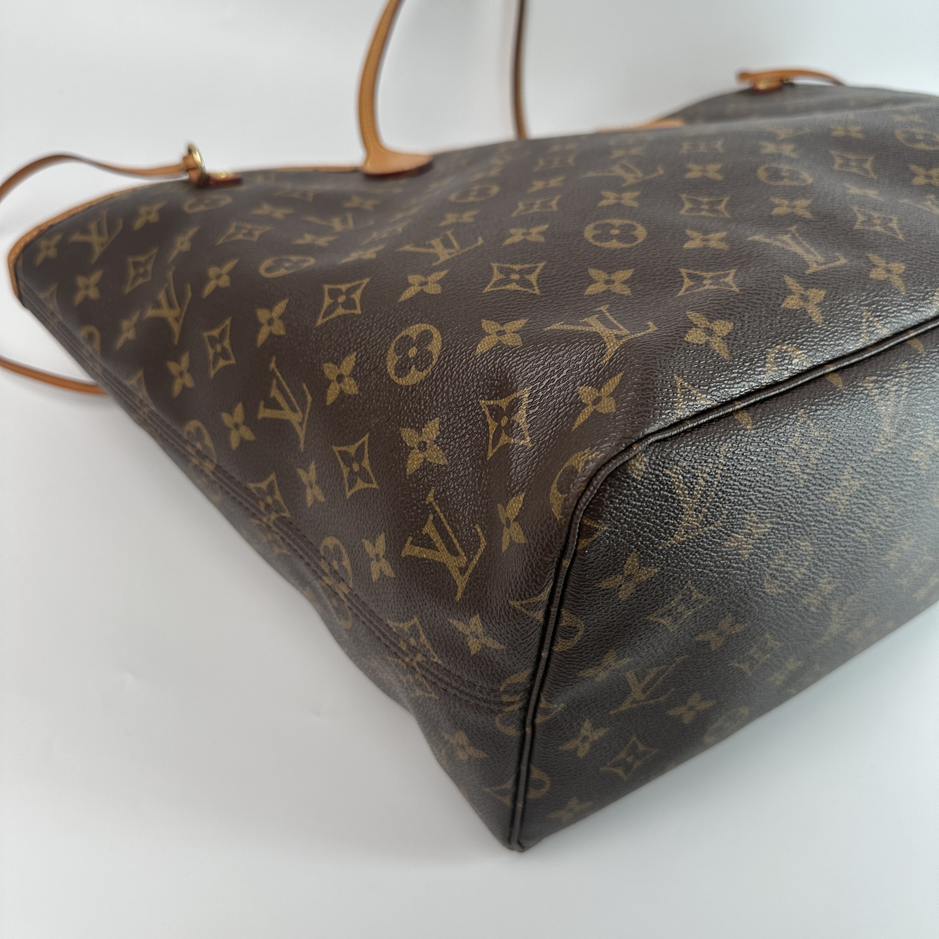 Louis Vuitton Shoulder Bag Monogram PVC Large — cover view 14 of 16