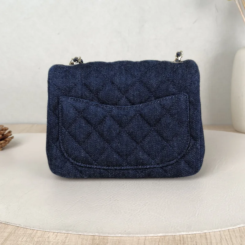 Chanel Crossbody Bag Navy One Size 17 × 8 × 13.5 cm — cover view 5 of 6