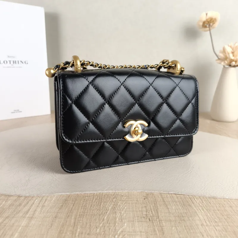 Chanel Crossbody Bag Black Calfskin Small 19 × 8 × 12 cm — cover view 6 of 6