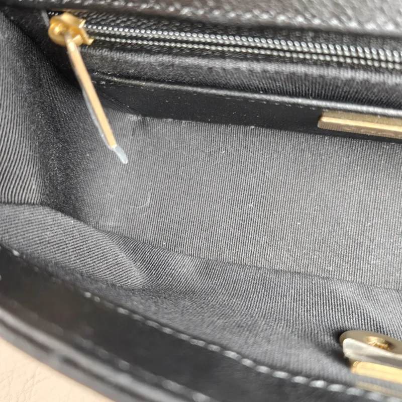 Chanel Crossbody Bag Messenger Bag Black Calfskin One Size 20.6.5*12.5 — detail view 8 of 12