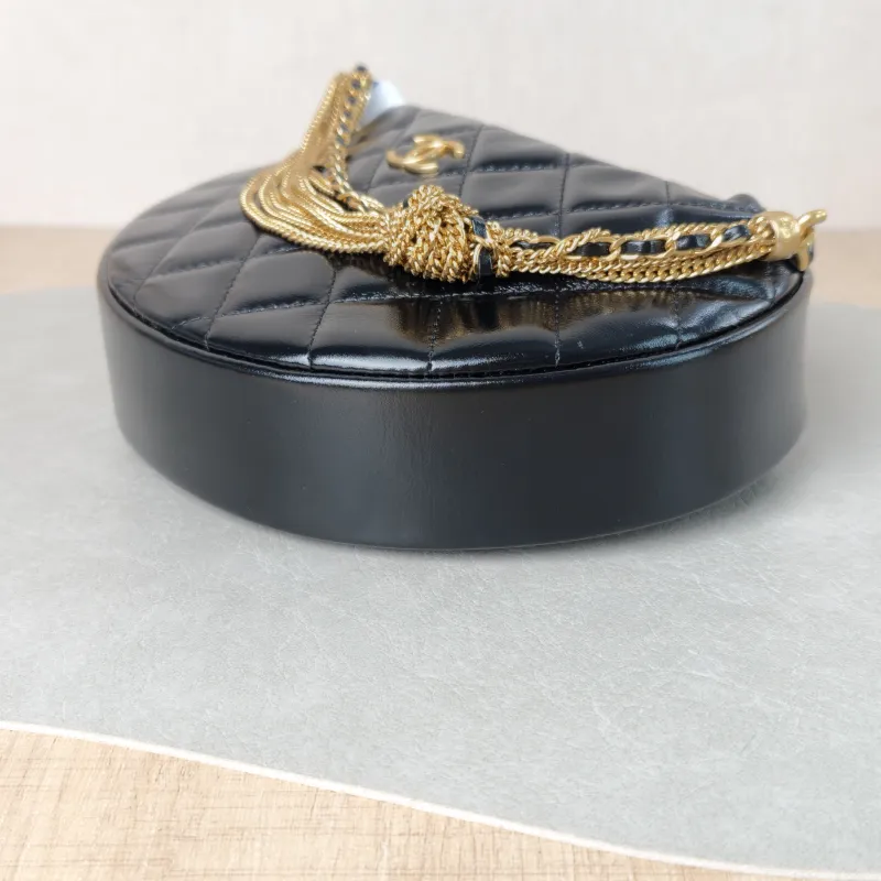 Chanel Top Handle Bag Black Calfskin One Size 19 × 4 × 11 cm — detail view 10 of 12
