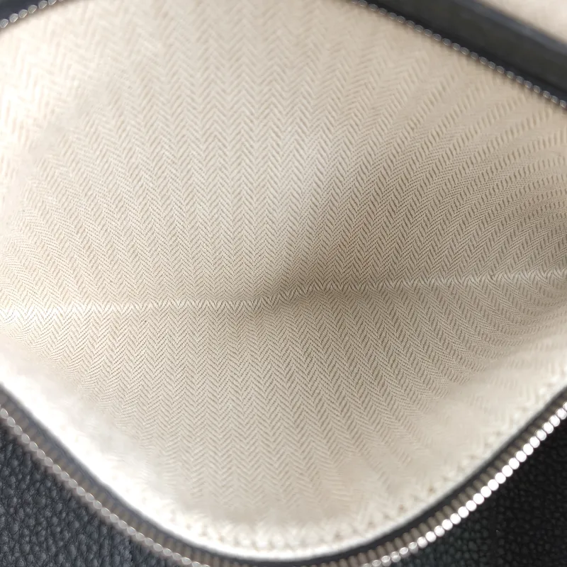 Hermès Top Handle Bag Garden Party 30 30Black Negonda Calfskin Medium30 × 13 × 21 cm — detail view 6 of 10
