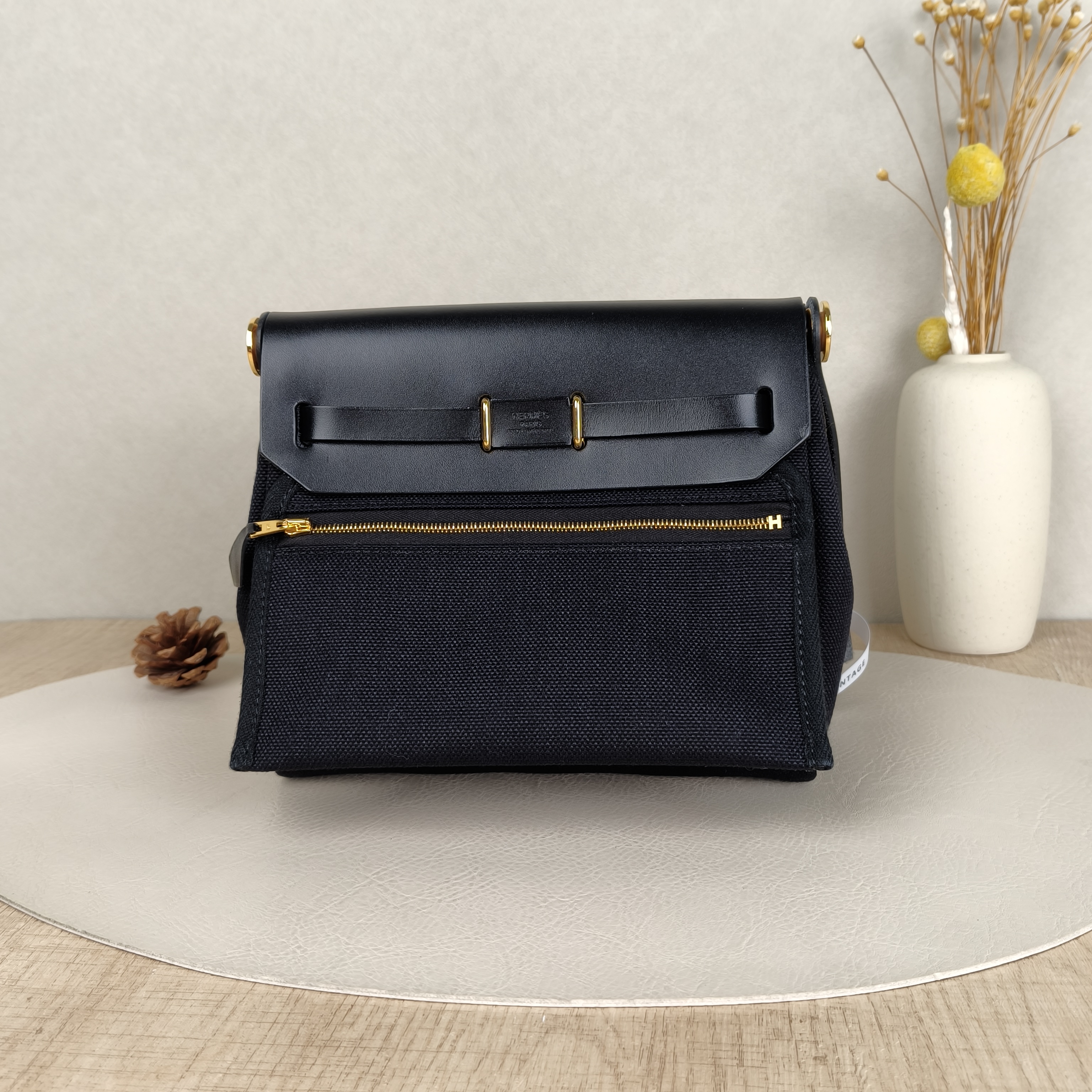 Hermès Crossbody Bag Herbag Zip 20Black Calfskin,Canvasmini20.5 × 7 × 16.5 cm — cover view 5 of 6