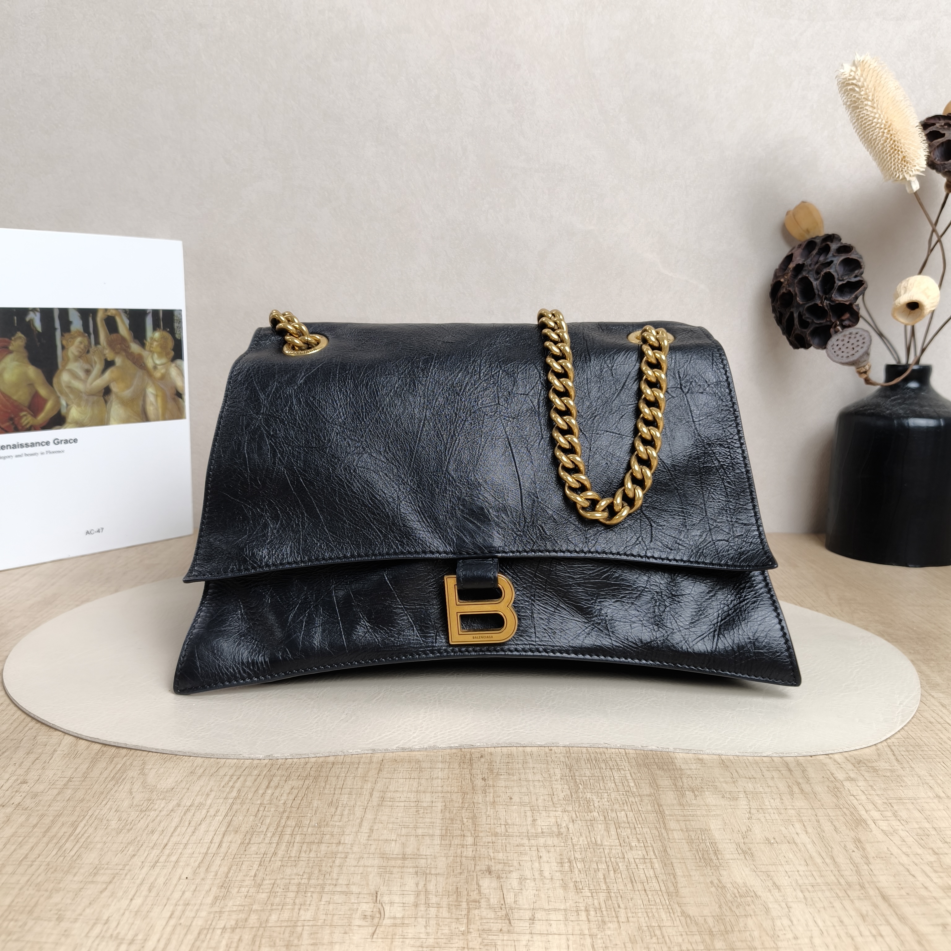 BALENCIAGA Shoulder Bag CRUSH Chain Bag Black CC alfskin Medium30 × 13 × 20 cm