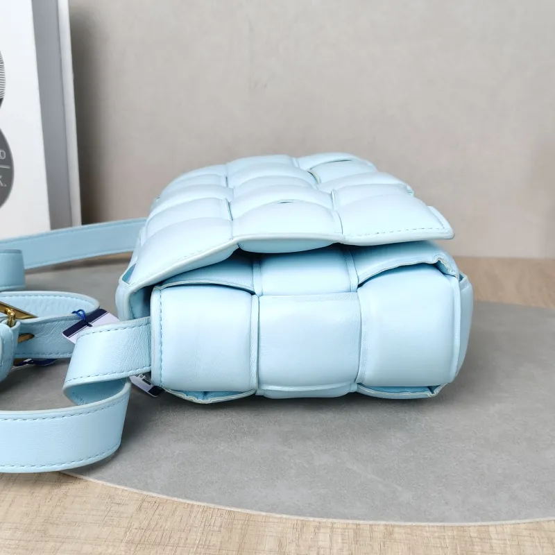 Bottega Veneta Crossbody Bag Padded Cassette Woven Blue Lambskin Medium26 × 8 × 18 cm — detail view 11 of 14