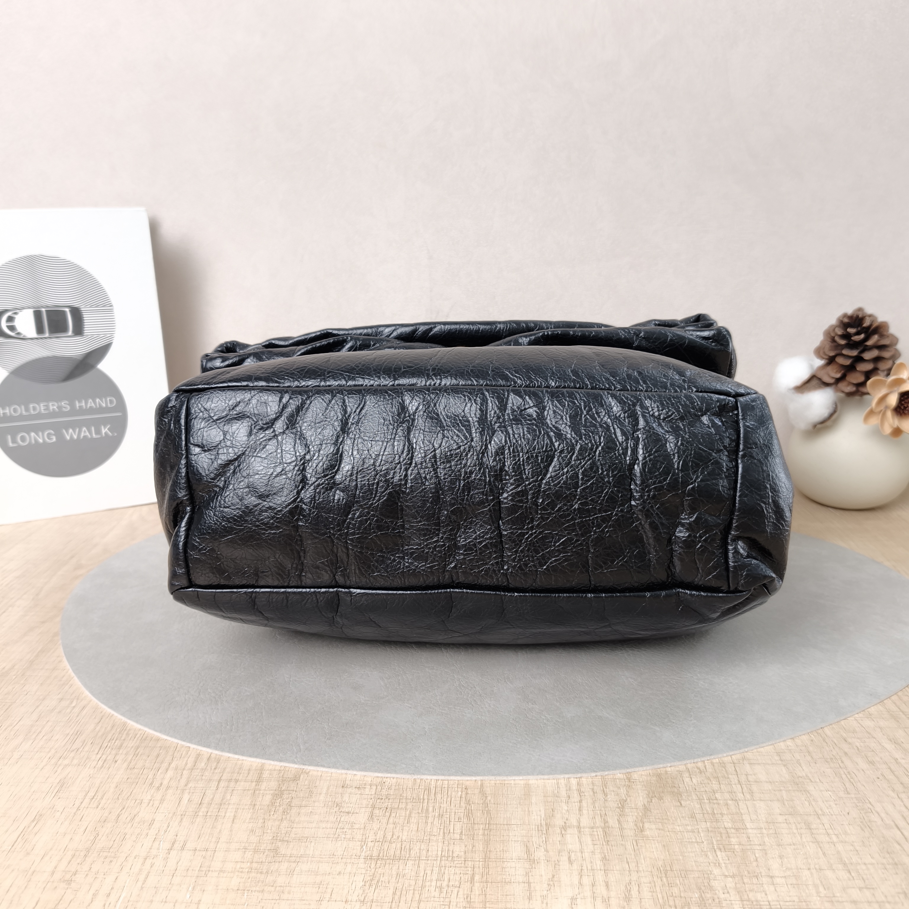 BALENCIAGA Shoulder Bag MONACO Chain Bag Black Calfskin Small28 × 10 × 18 cm — cover view 5 of 6