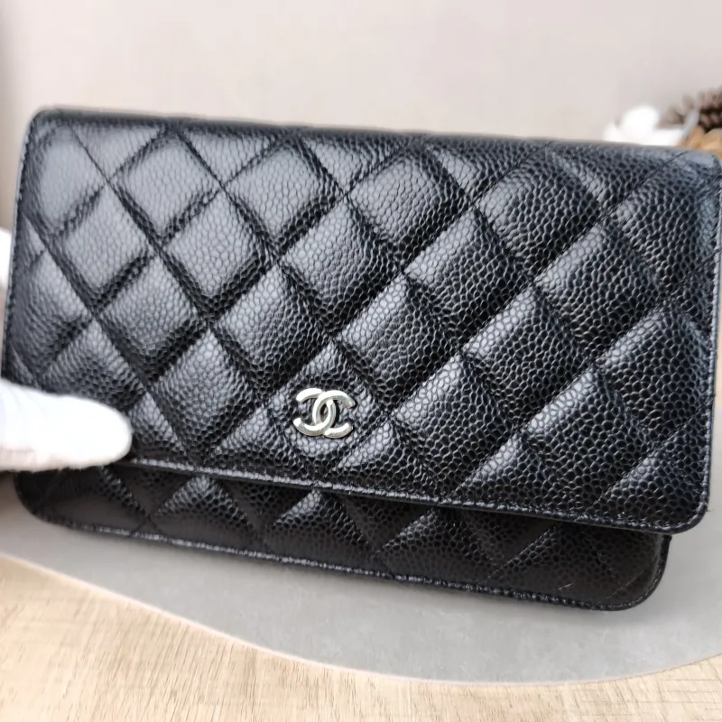 Chanel Crossbody Bag Classic Flap WOC CF WOCWOC Bag Black Grained Calfskin Mini 19.2 × 3.5 × 12.3 cm — detail view 6 of 15