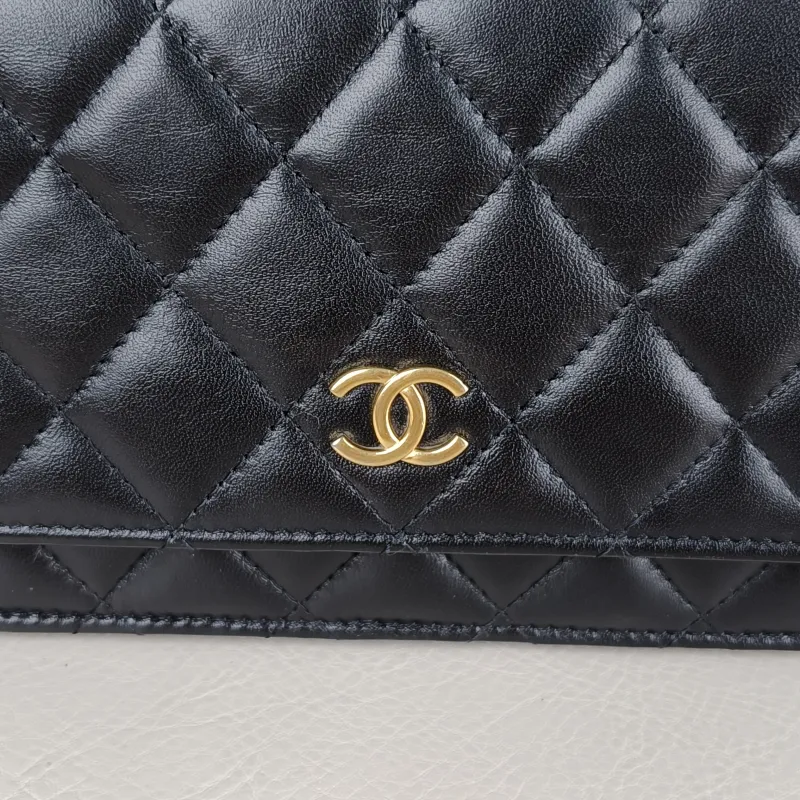Chanel Crossbody Bag woc Black Lambskin One Size15.5 × 5 × 11 cm — detail view 4 of 12