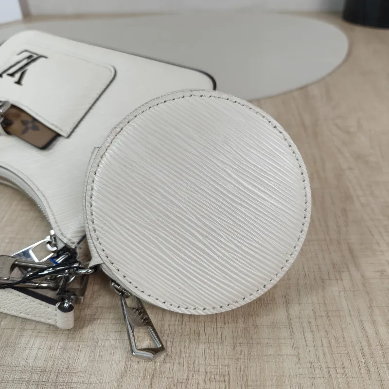 Louis Vuitton Shoulder Bag MARELLINI White Epi Embossed Calfskinmini19 × 6.5 × 13.5 cm — detail view 3 of 11