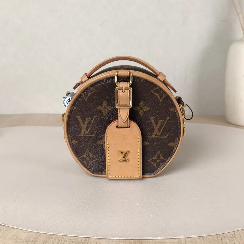 Louis Vuitton Crossbody Bag Mini BOITE CHAPEAU Monogram PV Cmini13 × 6.5 × 12 cm