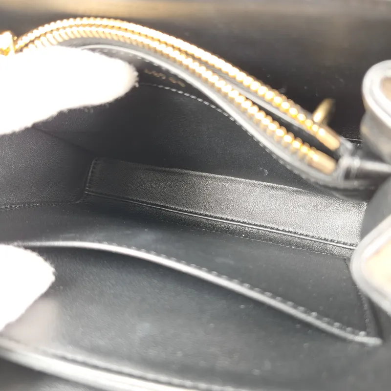 CELINE Crossbody Bag 16 Edition Black Calfskin Mini 17.5 × 7 × 14 cm — detail view 1 of 14
