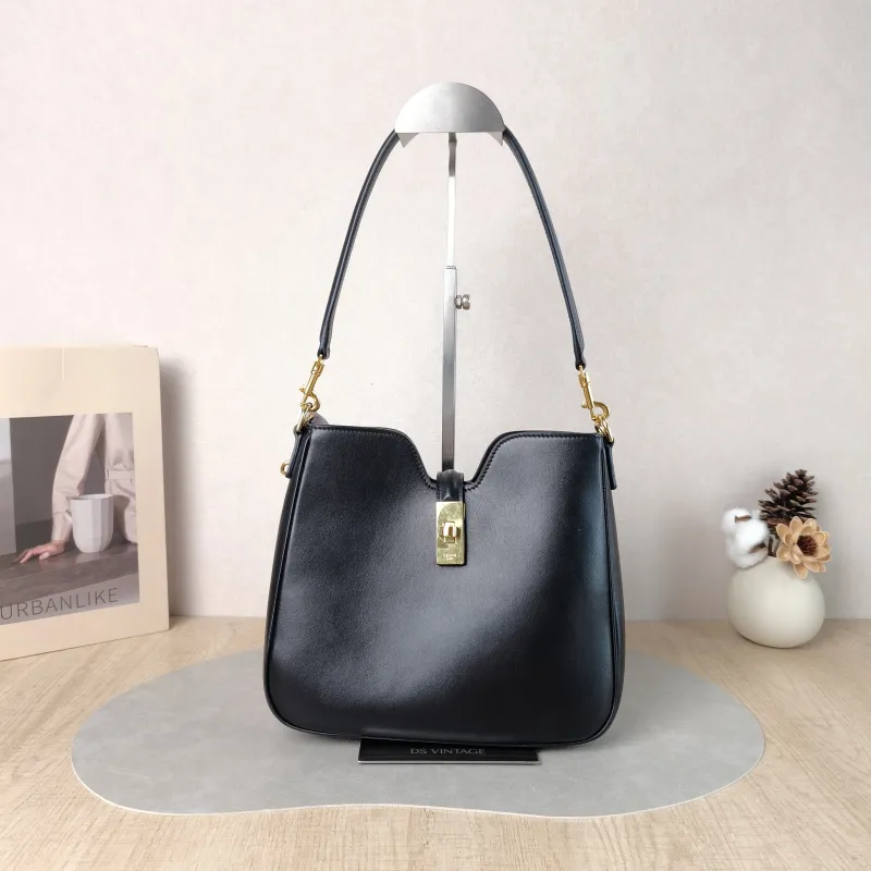 CELINE Shoulder Bag CAMILLE 16 SOFT Shoulder Bag Black Calfskin Small 24.5 × 5 × 21.5 cm
