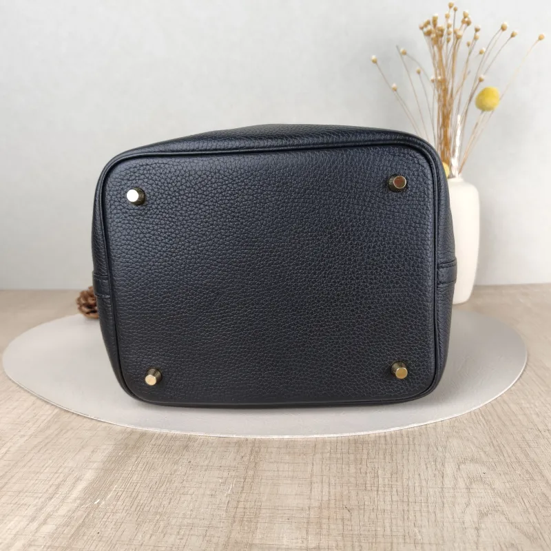 Hermès Top Handle Bag Picotin Lock 22 22Black TC Calfskin Medium22 × 17 × 21 cm — cover view 3 of 5