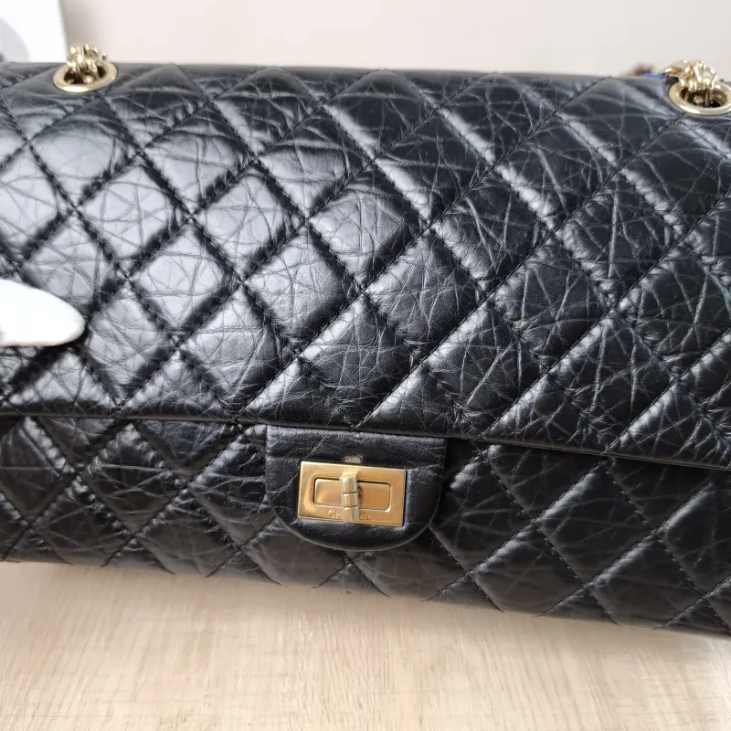 Chanel Shoulder Bag 2.55 Black Calfskin Medium 28 × 7.5 × 19.5 cm 18 — detail view 3 of 11