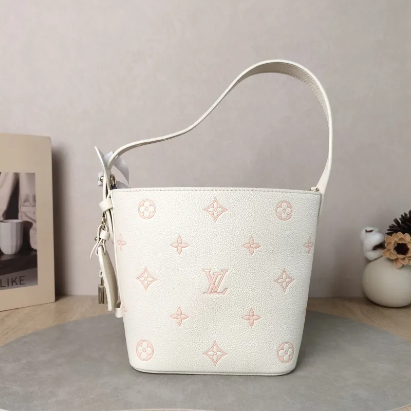 Louis Vuitton Top Handle Bag ALL IN BB White · Pink Calfskin BB 16 × 12 × 18 cm — detail view 1 of 11