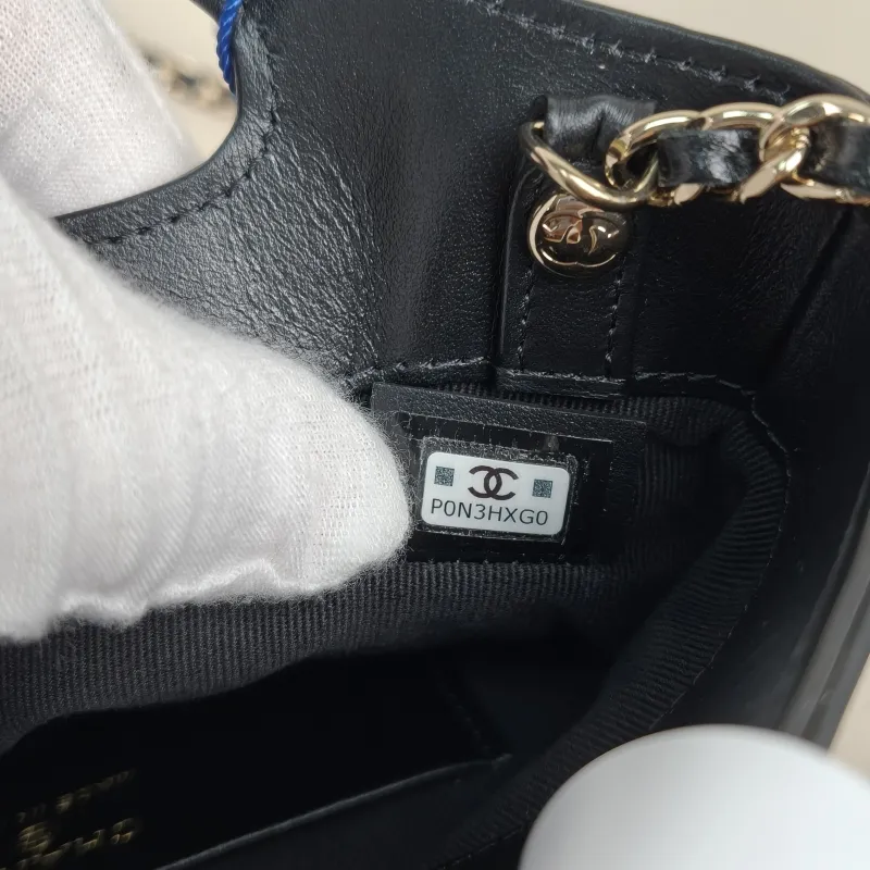 Chanel Shoulder Bag31Bag Black Waxed Leathernano20.5 × 3.5 × 17 cm — detail view 2 of 13
