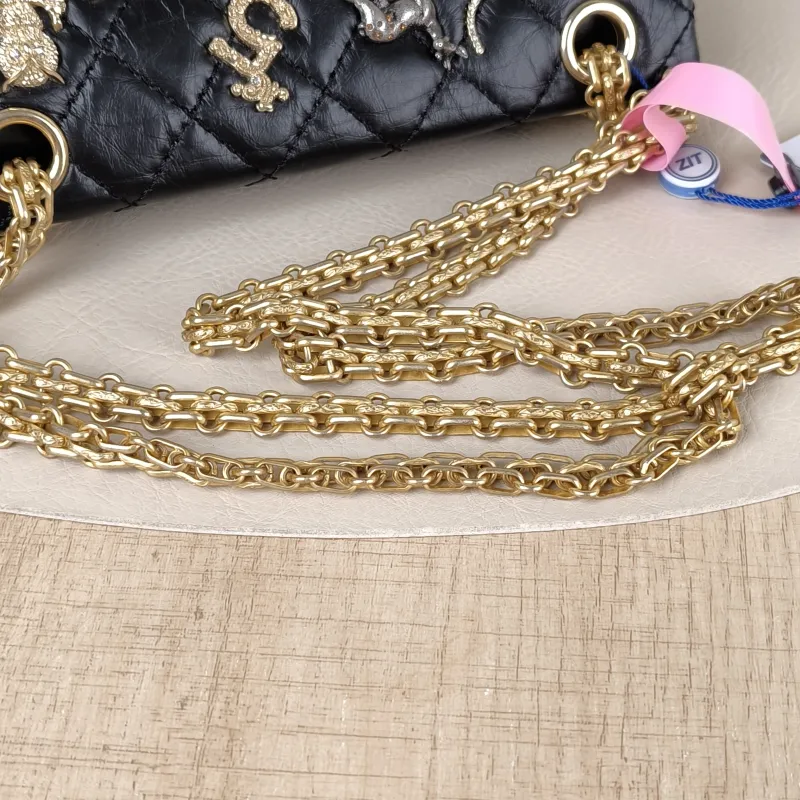 Chanel Crossbody Bag2.55 Edition Black Calfskinmini20 × 6 × 15.5 cm — detail view 6 of 13