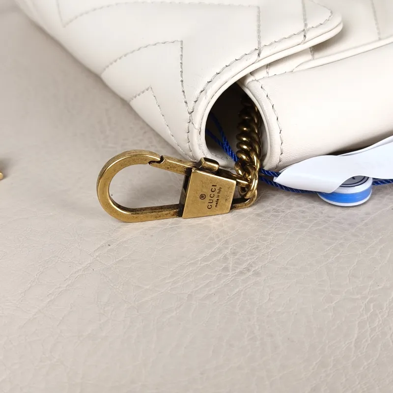 GUCCI Crossbody Bag GG Marmont Mini Marmont Mini White Calfskin Mini 16.5 × 4.5 × 9.5 cm — detail view 2 of 11